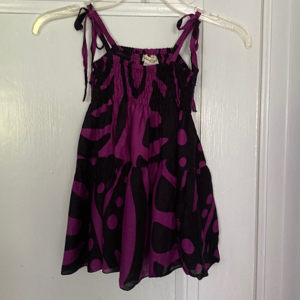 Spaghetti strap girls top with gathered stretch bodice;sz med to large; ex cond